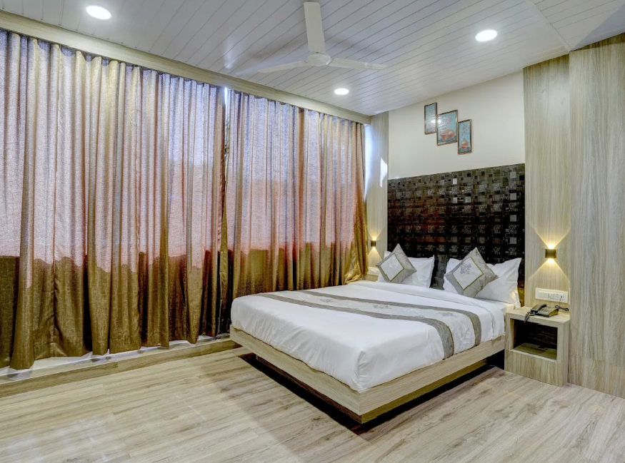 1 x Deluxe room